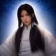 内容分析师周以晴的照片，正在审阅内容分类数据，桌面摆放着分类分析报告